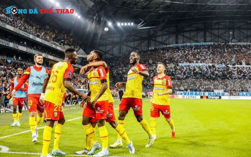 Lens đã ở quá lâu trong vòng an toàn tại Ligue 1 khi chưa có trận thắng nổi bật