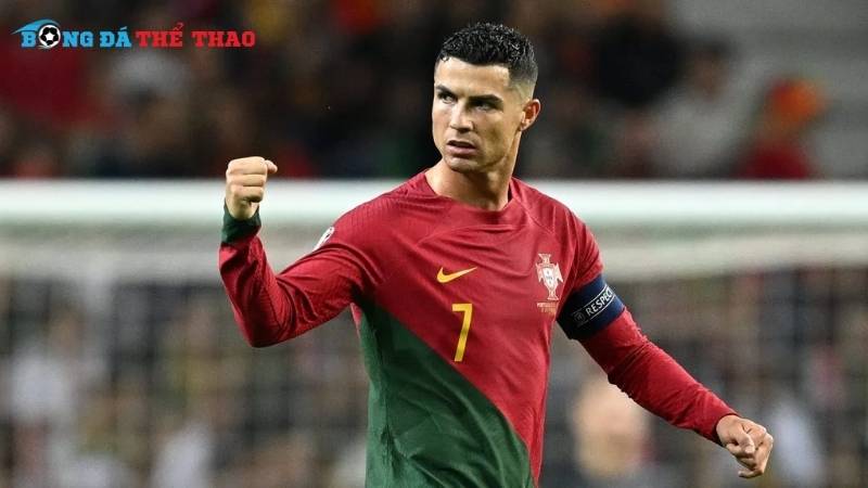 Cristiano Ronaldo là biểu tượng của sự kiên trì, nỗ lực và tài năng vô bờ bến