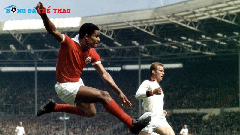 Eusébio (Bồ Đào Nha): "Báo đen" huyền thoại